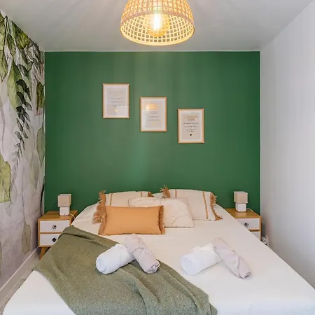 Le Jardin Intérieur - Hyper-centre Lr - Terrasse - T2 Apartamento